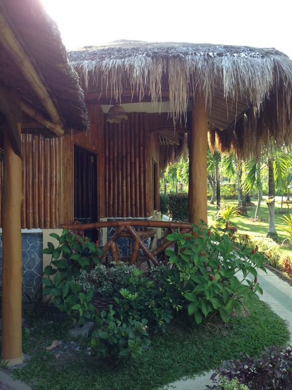 Dumaguete Springs Beach Resort 杜马格特 外观 照片