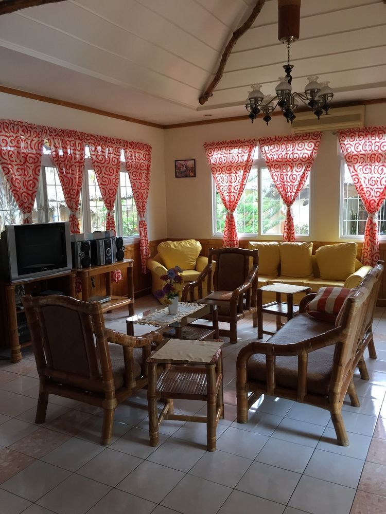 Dumaguete Springs Beach Resort 杜马格特 外观 照片