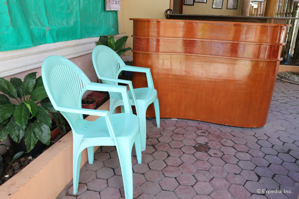 Dumaguete Springs Beach Resort 杜马格特 外观 照片