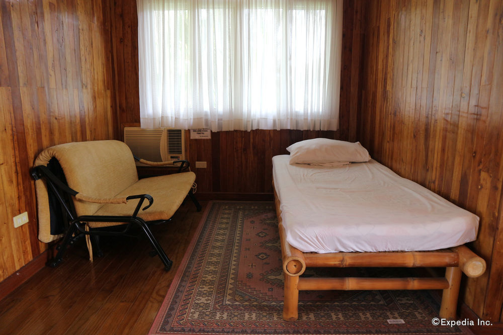 Dumaguete Springs Beach Resort 杜马格特 外观 照片