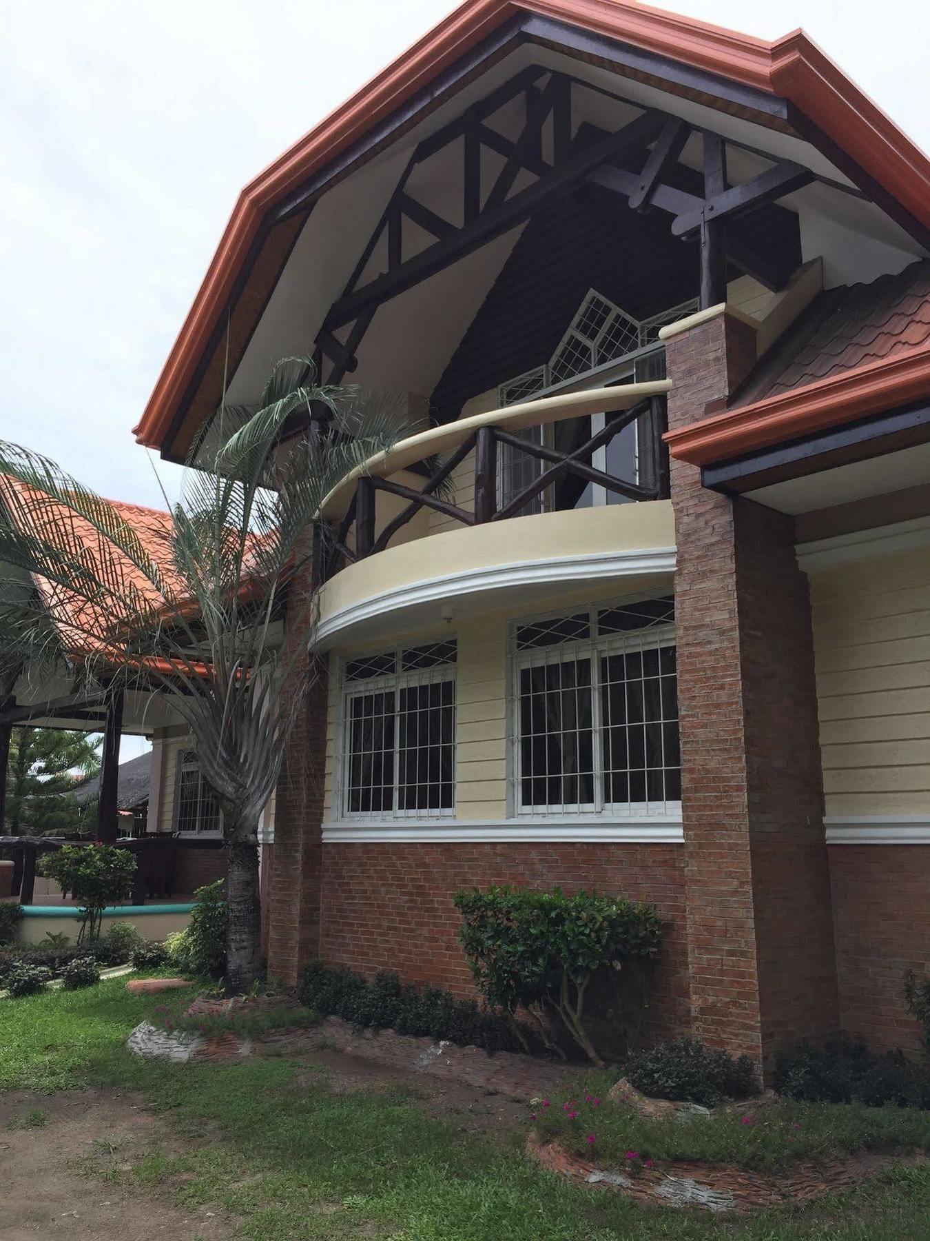 Dumaguete Springs Beach Resort 杜马格特 外观 照片
